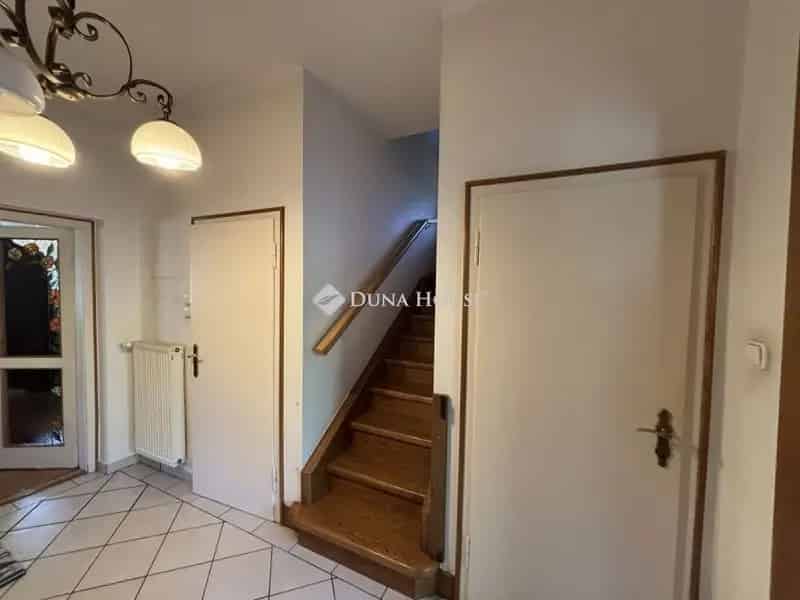 150m2 családi ház Lábatlanon Duna-parti panorámával