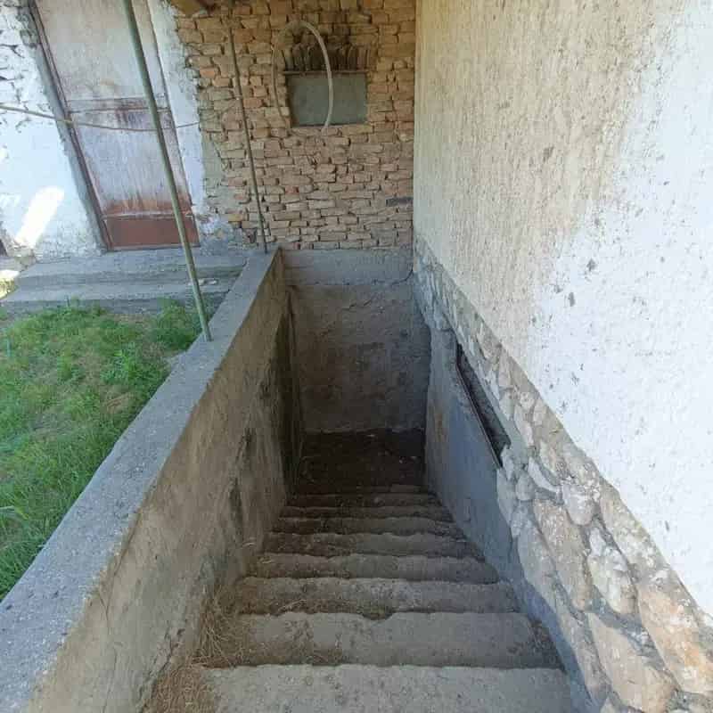 Felujítandó családi ház Bakonyszentivánon
