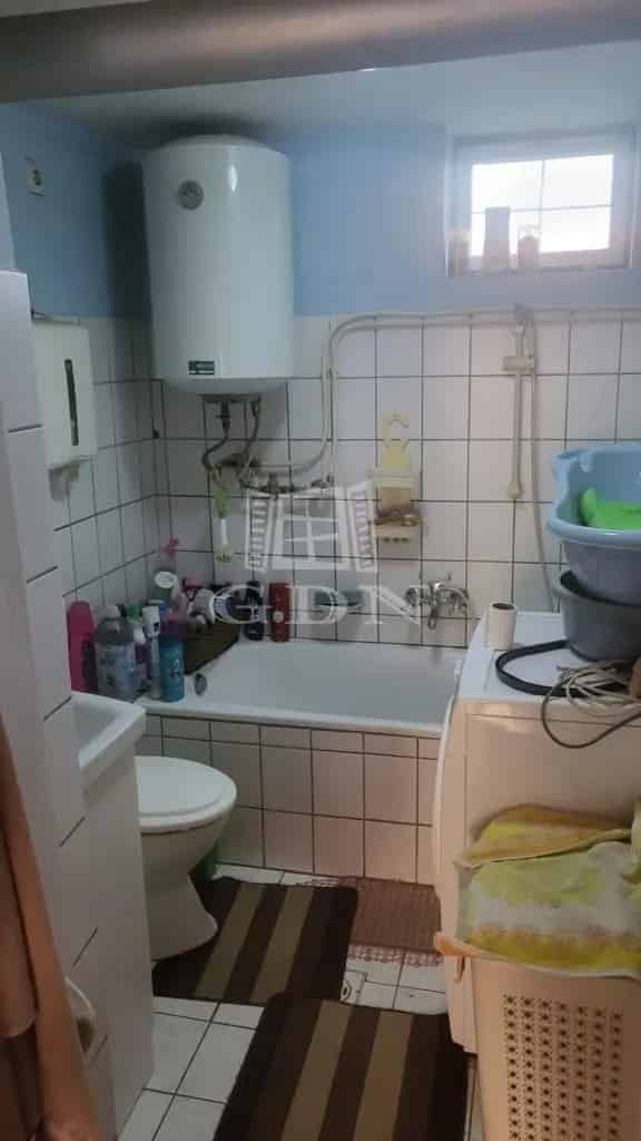 Eladó családi ház Polgárdiban nagy telekkel