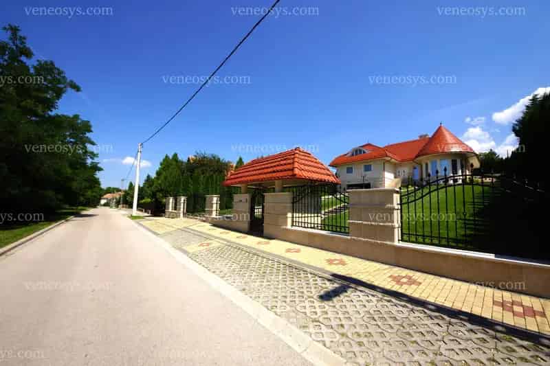 Luxus Családi villa Biatorbágyon!