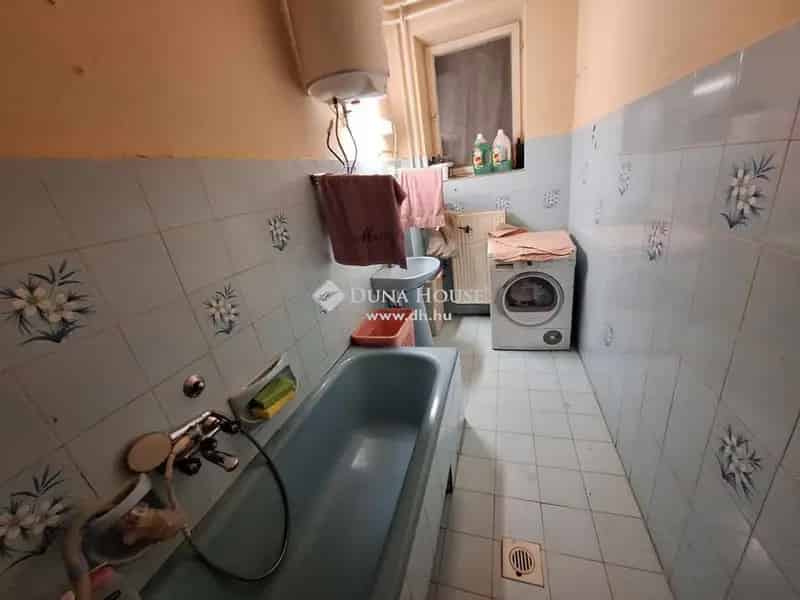 Sárvár Gyógyfürdőhöz közeli 4 szobás társasház