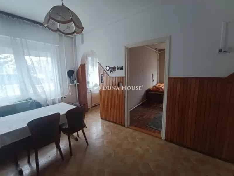 110m2 3 szobás családi ház Szigetszentmiklóson 707m2 telekkel