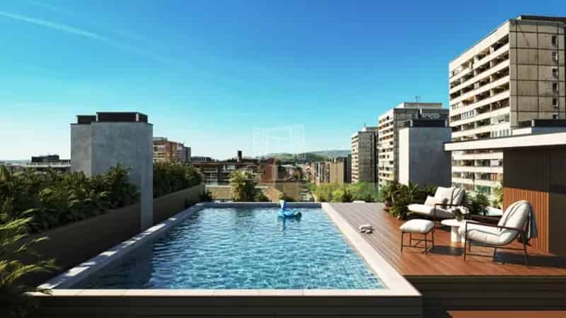 79m2-es 4 szobás lakás wellness-zel Budapest VIII kerületben