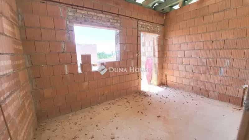 Modern Ikerházrész Eladó 67nm 2 Hálószoba Terasz