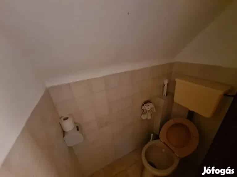 Szihalmi Zsóry üdülőtelepi kétszintes nyaraló eladó