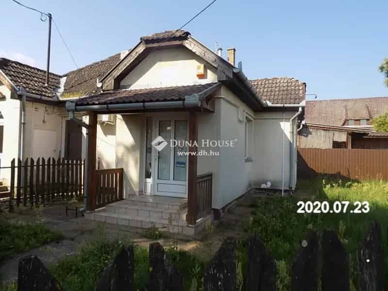Gyulaháza Központi Irodahelyiség Eladó 59 81 m2