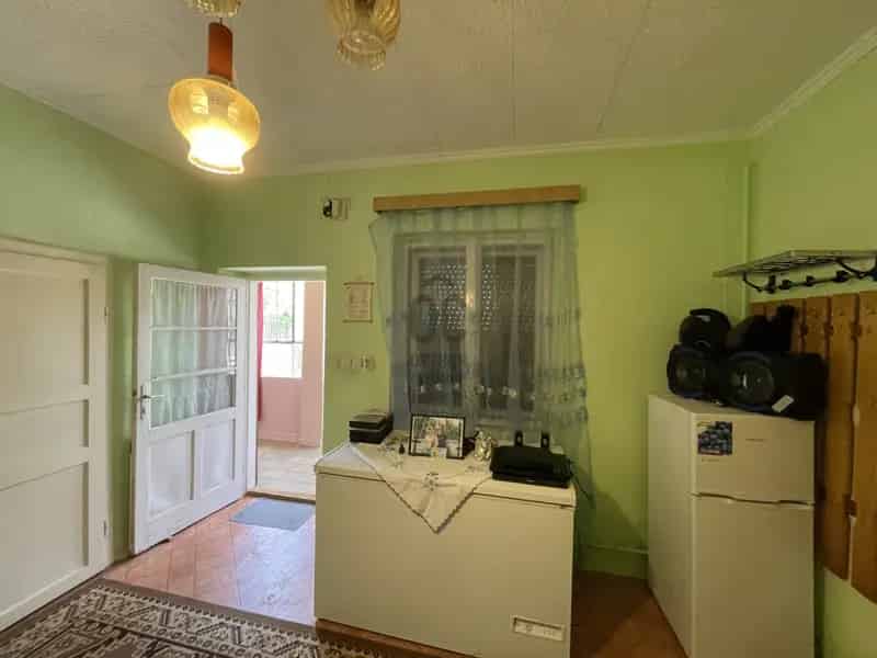 122 3 m2-es Tégla Ház Felújítandó Vegyes Tüzelésű Kazánnal