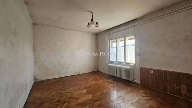 Szentendre Pismány családi ház eladó 1408 m2 telekkel