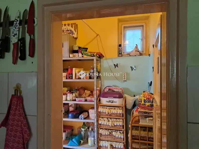 Gyömrői családi ház eladó - 3 szoba, garázs, iskola közelében