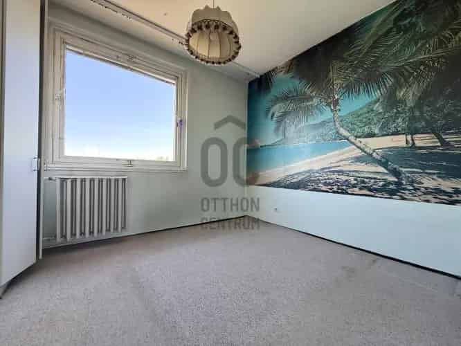 Budapest IV kerület Újpest 53 nm-es 3 szobás felújítandó lakás eladó