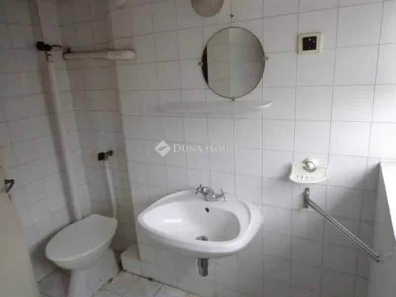 153 nm-es családi ház eladó Budapest XVIII kerületben
