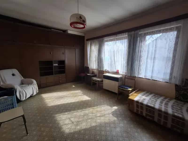 Esztergom Kertvárosi Családi Ház 2099 nm-es Telken