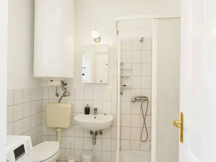 Hévíz közeli felújított családi ház eladó - 2 apartmannal