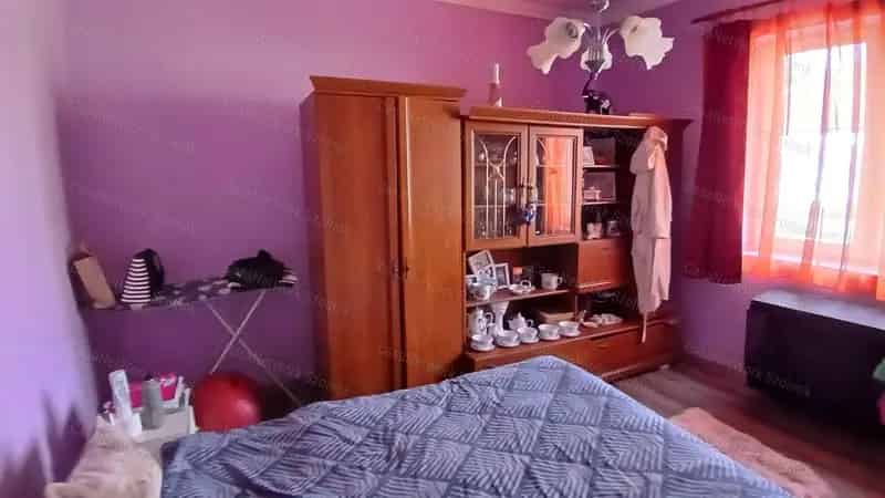 Szolnok 111 m2-es felújított családi ház eladó