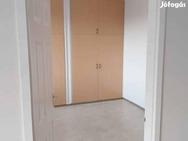 Kiadó Iroda Szombathely Belvárosában 30m2