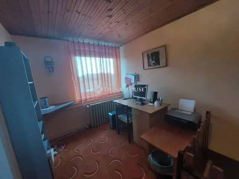 Tolna Kertvárosi Családi Ház Eladó - 160 m2 - 4,5 Szoba - Nagy Telek