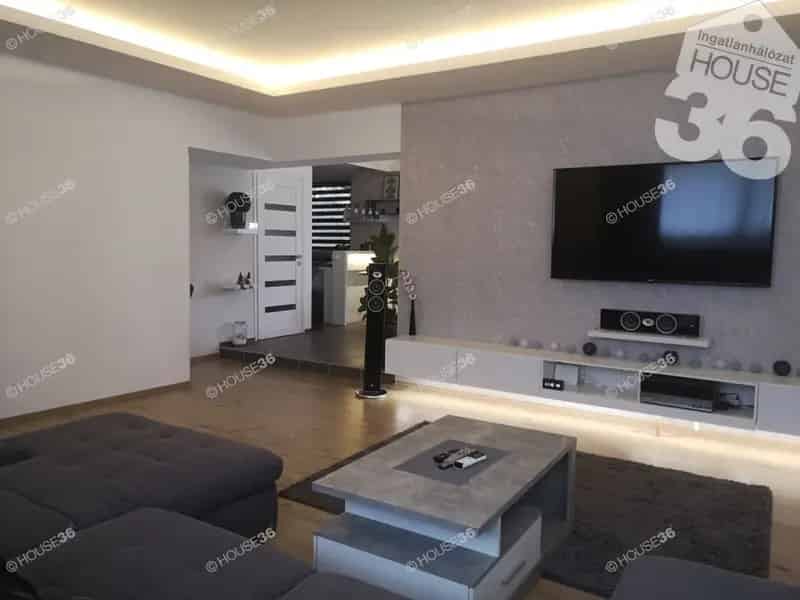 Kiskunmajsa 902 m2-es telken lévő 125 m2-es családi ház eladó