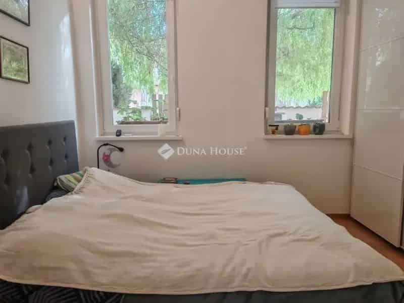 Kecskeméti sorház eladó - 80m2 - garázs - új kazán - klíma