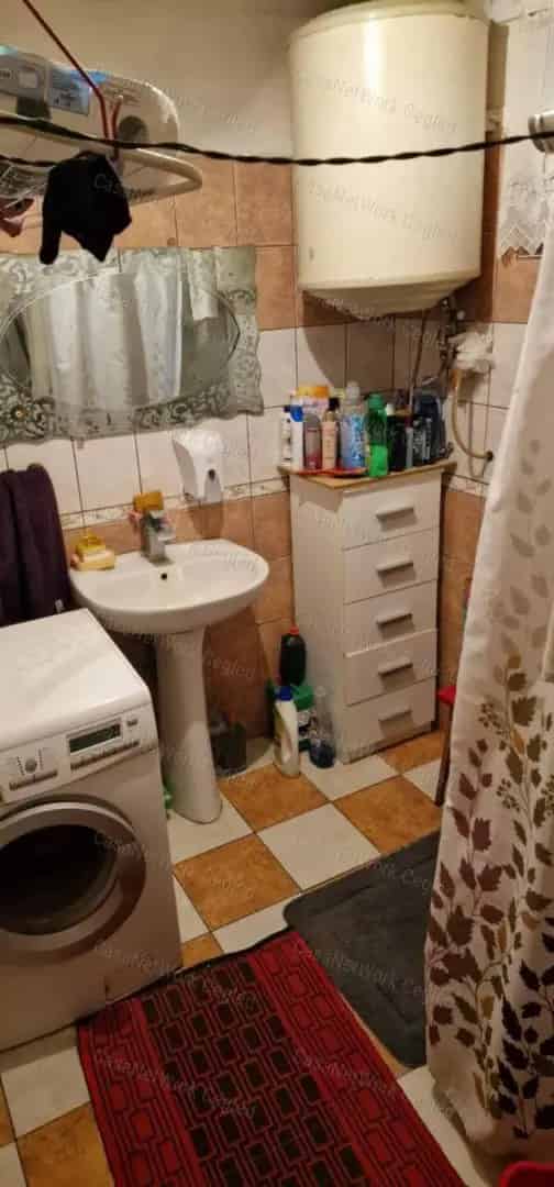 Ceglédi 5 szobás családi ház 2779m2-es telekkel