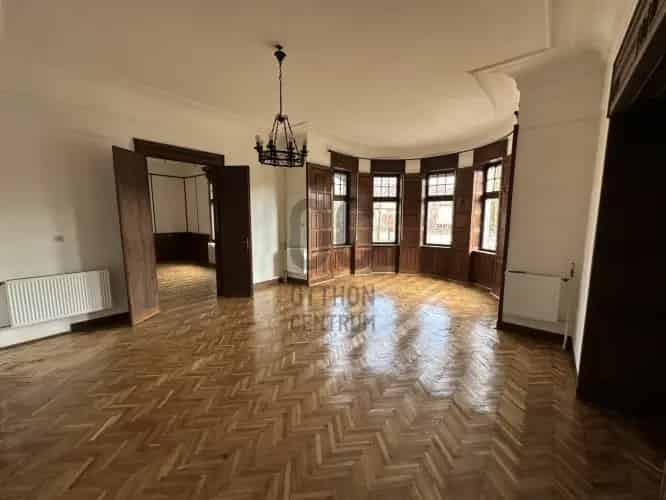 Budapest XXI Kerulet Nagy Polgari Haz Elado Nagy Kerttel Kis Lakassal