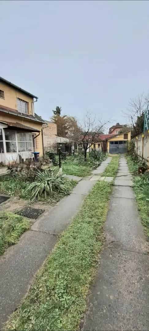 Kispest 80nm 3 szobás házrész eladó 551nm telekkel