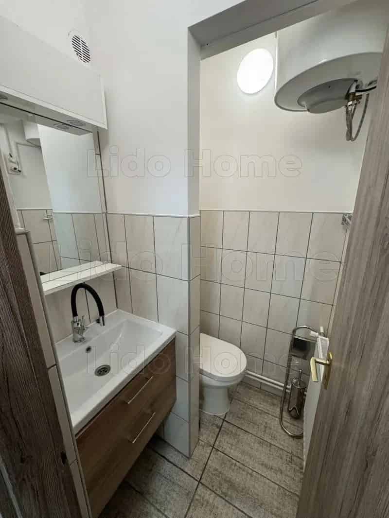 Kaposvári üzlethelyiség kiadó Toponáron felújított