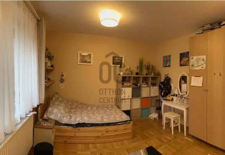 Budapest III kerület Csillaghegy eladó házrész 100m2 3 szoba
