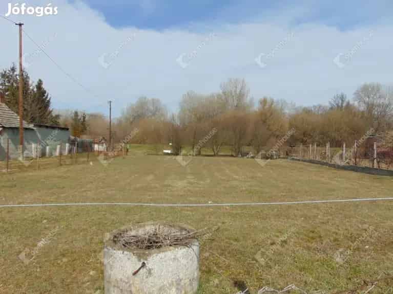 890 m2-es Építési Telek Sajóörösön Központi Helyen