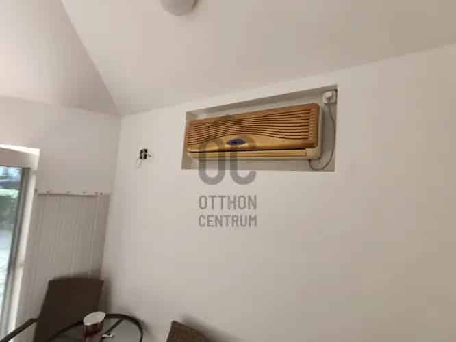 Győri eladó üzlethelyiség Révfaluban 30 m2 90 m2 telekkel