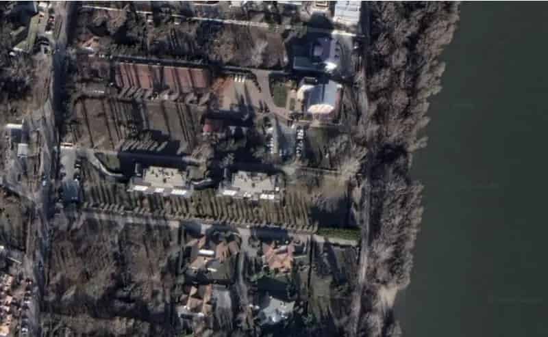 Budapest III ker Duna parti telek elado 5400 m2 14 apartman