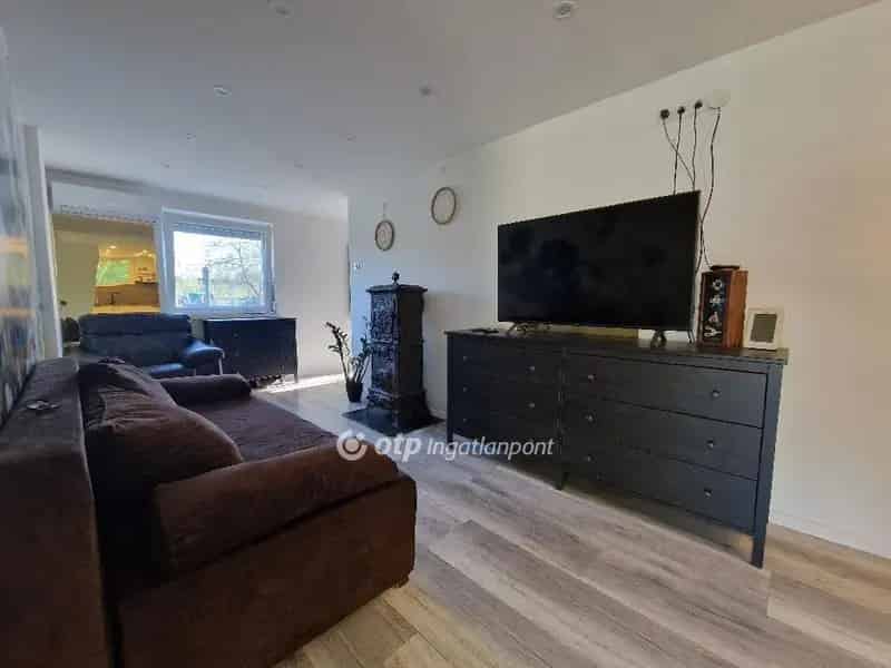 Ház Kiadó , Debreceni járás, Alföld és Észak