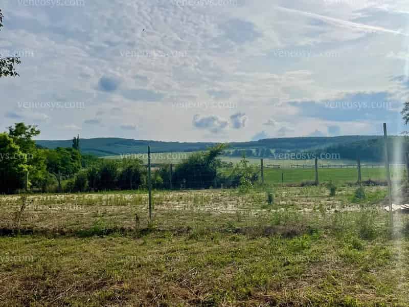 Balaton közeli telek eladó Kerekiben 2303 m2