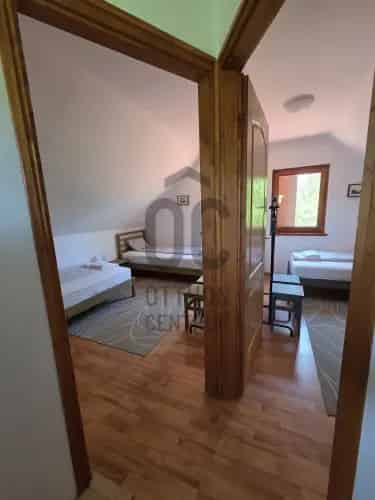 Vízvári családi ház eladó 12000 m2-es területtel