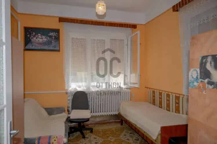 Nádudvari családi ház eladó - 3 szoba, 118 m²