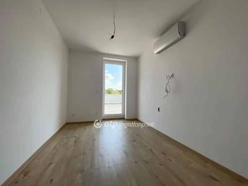 Siófok Ezüstpart Panorámás Üdülőegység eladó