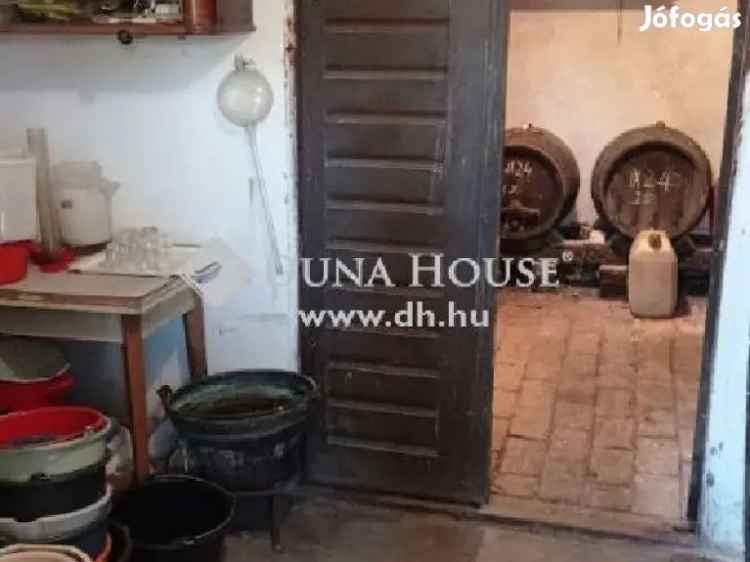 Eladó hétvégi ház Zalaistvándon 1649 m2-es telken