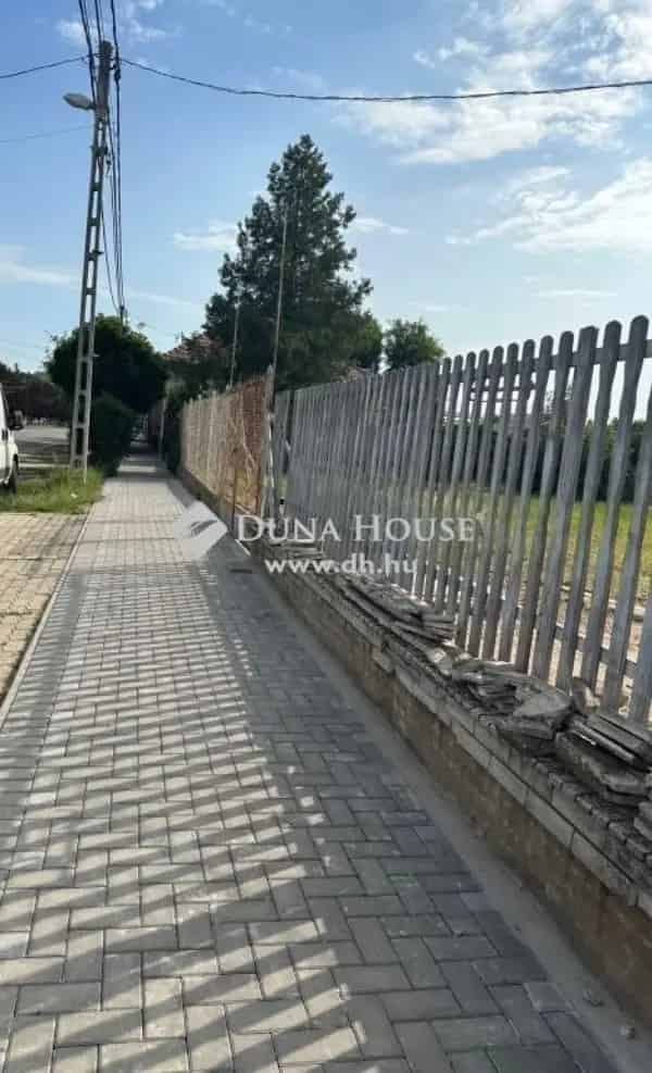 Vecsés belterületi telek ház - 494 m2 - felújításra vagy új építésre
