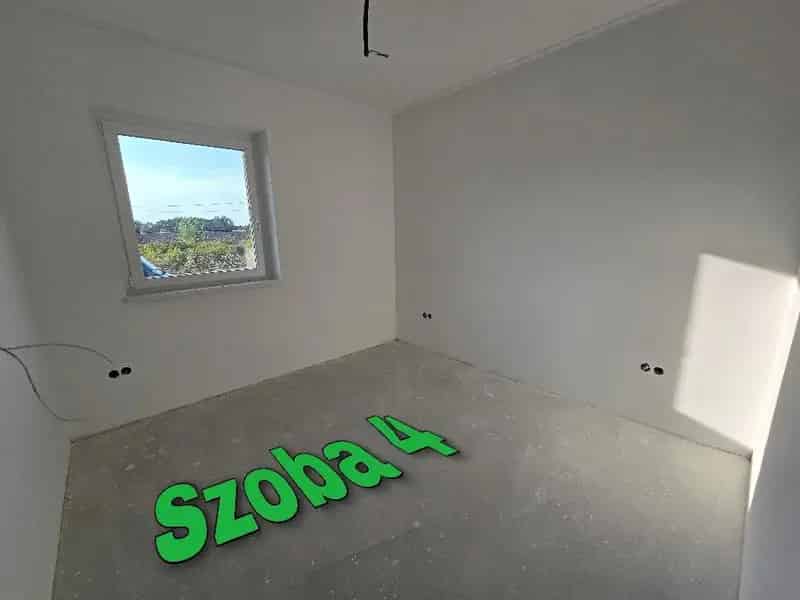 Pápa 140m2-es 4 szobás újépítésű ház eladó