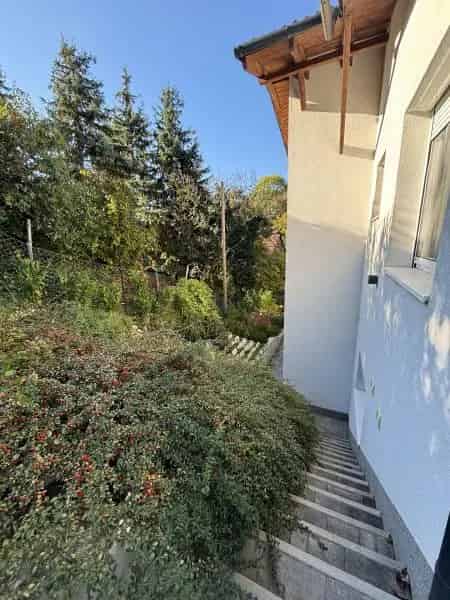 Panoramas Utcafronti Ikerhaz Kiváló Infrastrukturaval