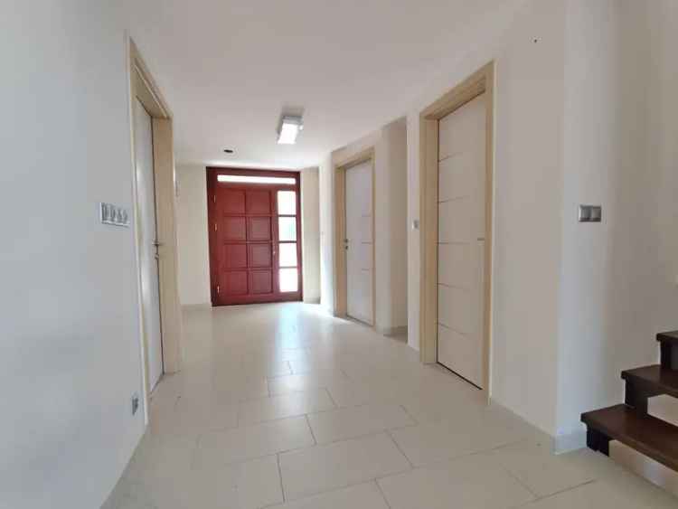 Panorámás családi ház eladó - 344 m² - modern gépészet