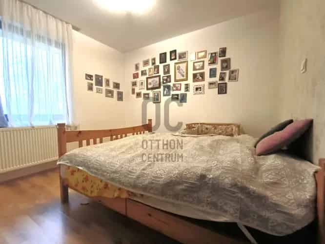 Debreceni családi ház eladó nagy telekkel