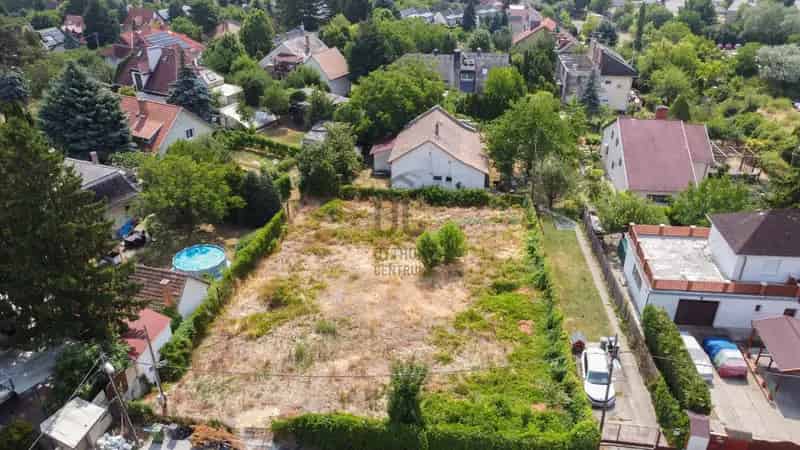 Testvérhegy építési telek eladó 967 m² panorámával