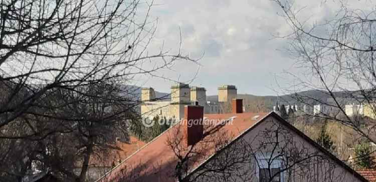 Eladó belterületi telek Diósgyőrben panorámás kilátással