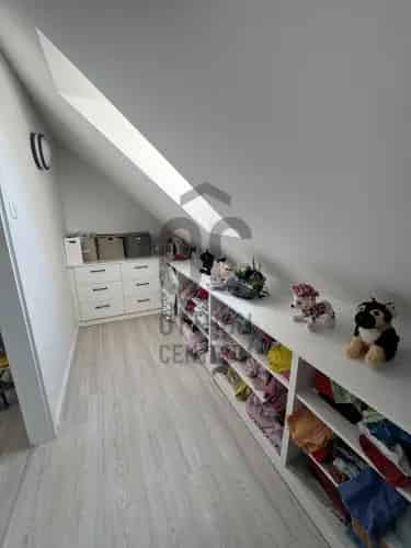 Veszprémi családi ház eladó - 200 m² felújított ház
