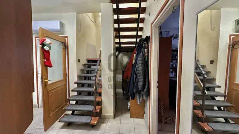Gödöllői családi ház eladó 958nm-es telken