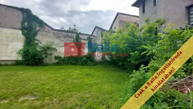 Váci Telek Eladó 887 m² 70 Beépíthetőség