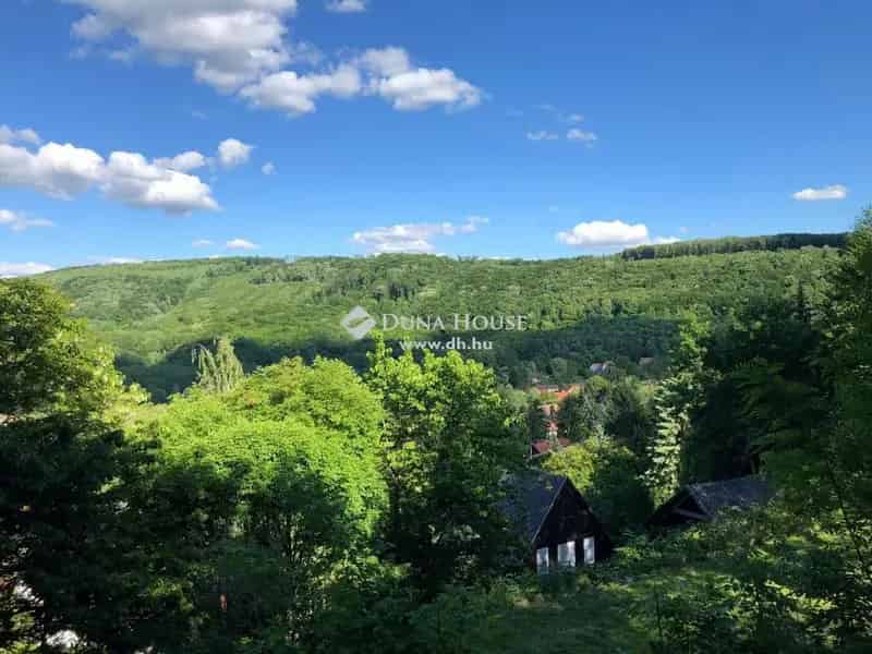 Orfűn panorámás telek eladó 546 m2