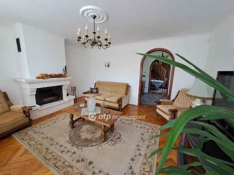 Parádsasvári családi ház eladó - Mátra panoráma - 250 nm - felújított