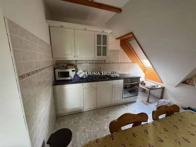 Budakeszi családi ház eladó 241 nm garázzsal