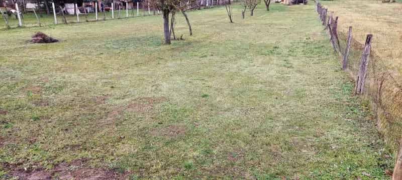 Kőröshegyi Építési Telek 800 m2 Balatonközelben
